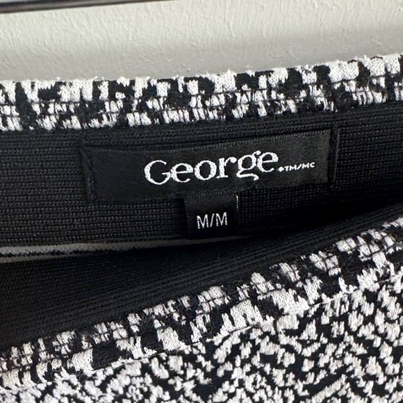 George Monochrome Patterned Mini Skirt - Picture 3 of 5